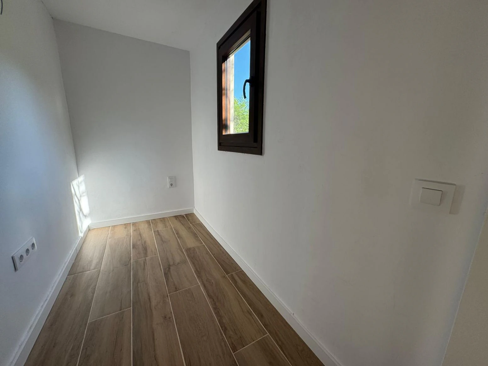 Finca en venta a Llora en Girona , en el pueblo de Sant Mart