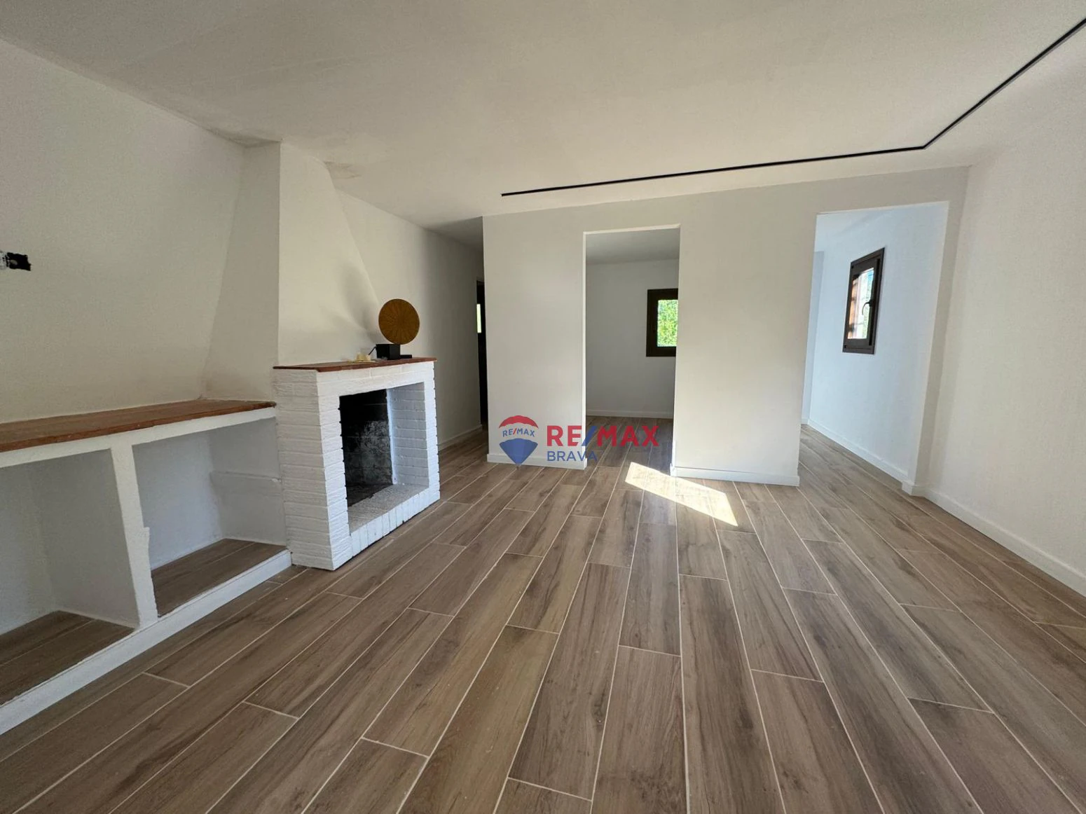 Finca en venta a Llora en Girona , en el pueblo de Sant Mart