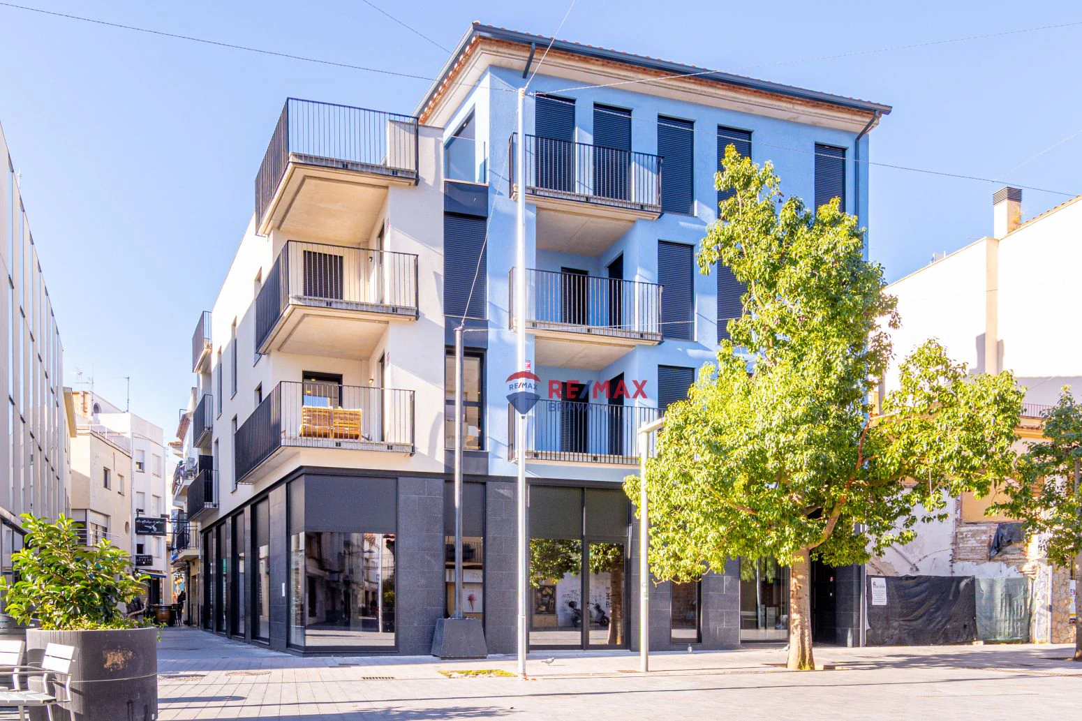 Apartamentos nuevos en el centro de Roses de alto standing
