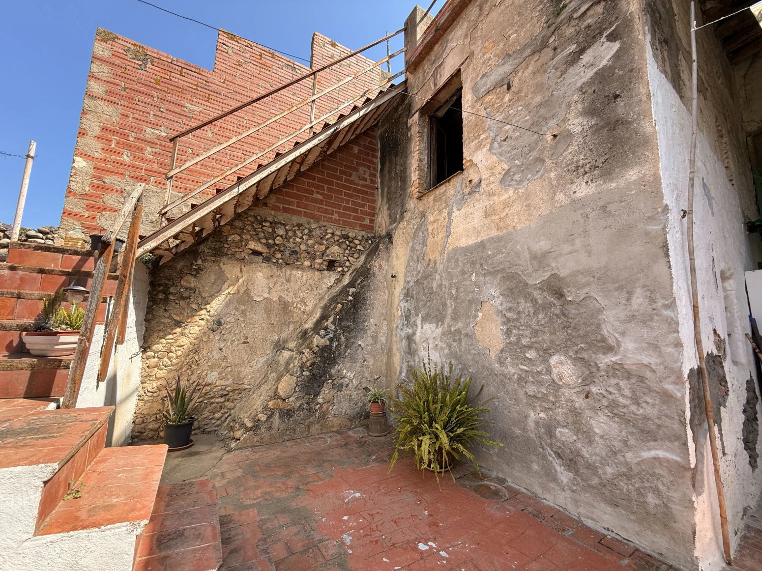 Casa de pueblo en L´Armentera de mas de 192 m2 construidos