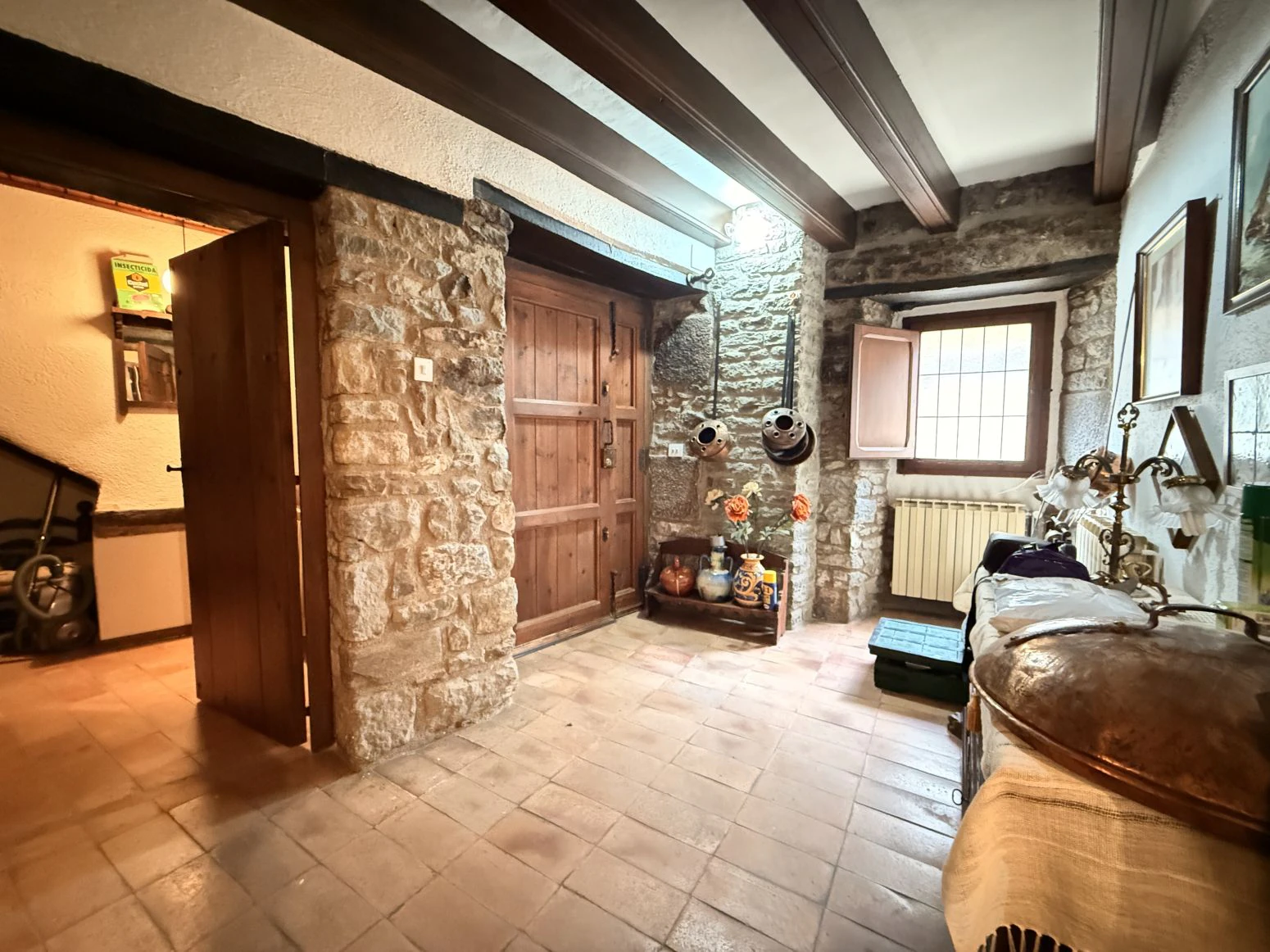 Casa de piedra de 3 habitaciones en Rupit i Pruit