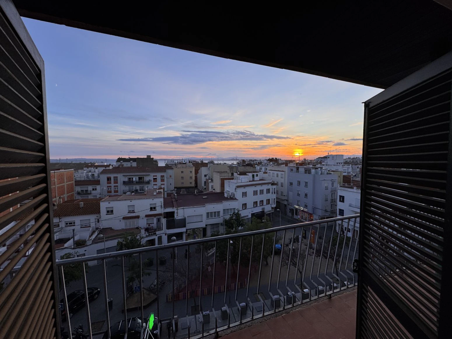Apartamento con vistas a solo 200 metros de la playa, en el