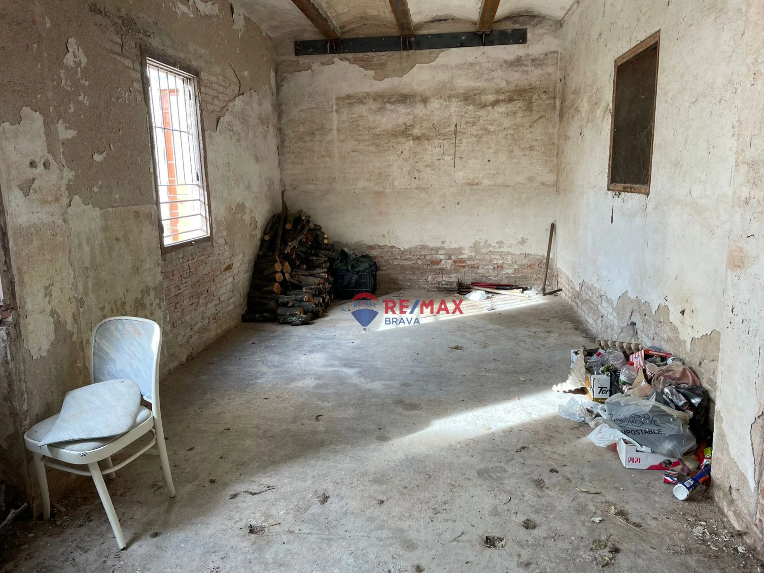 Edificio en venta a Girona en Sant Hilary Sacalm