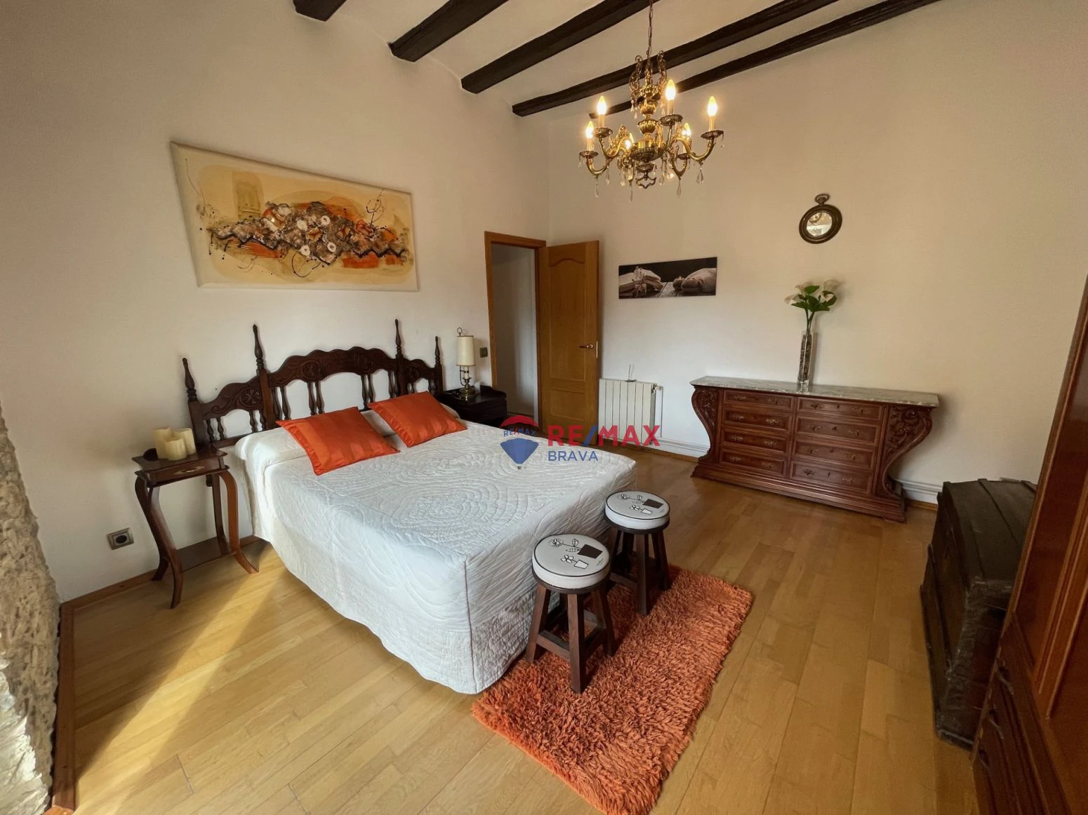Apartamento reformado, único y con carácter, en la Bisbal