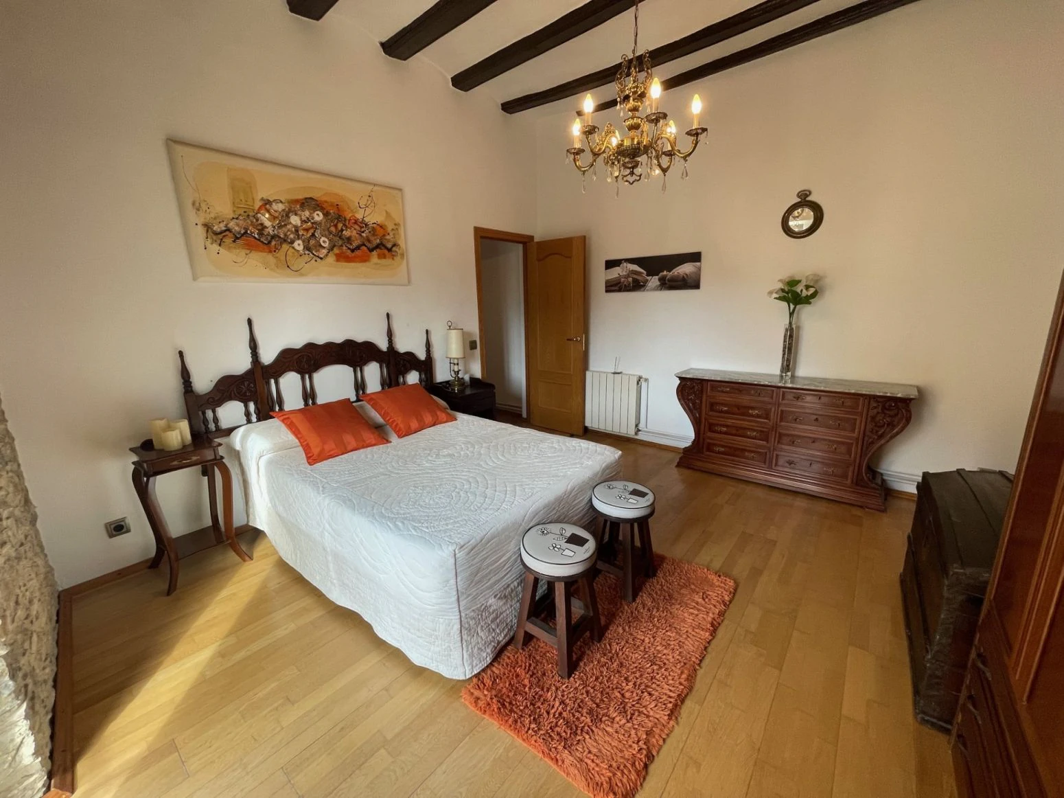 Apartamento reformado, único y con carácter, en la Bisbal