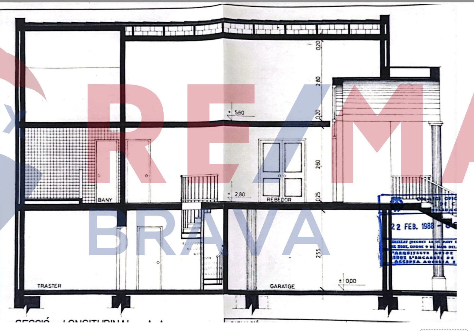 Casa pareada en venta en Amer ( Girona) ? Amplia, con jardí