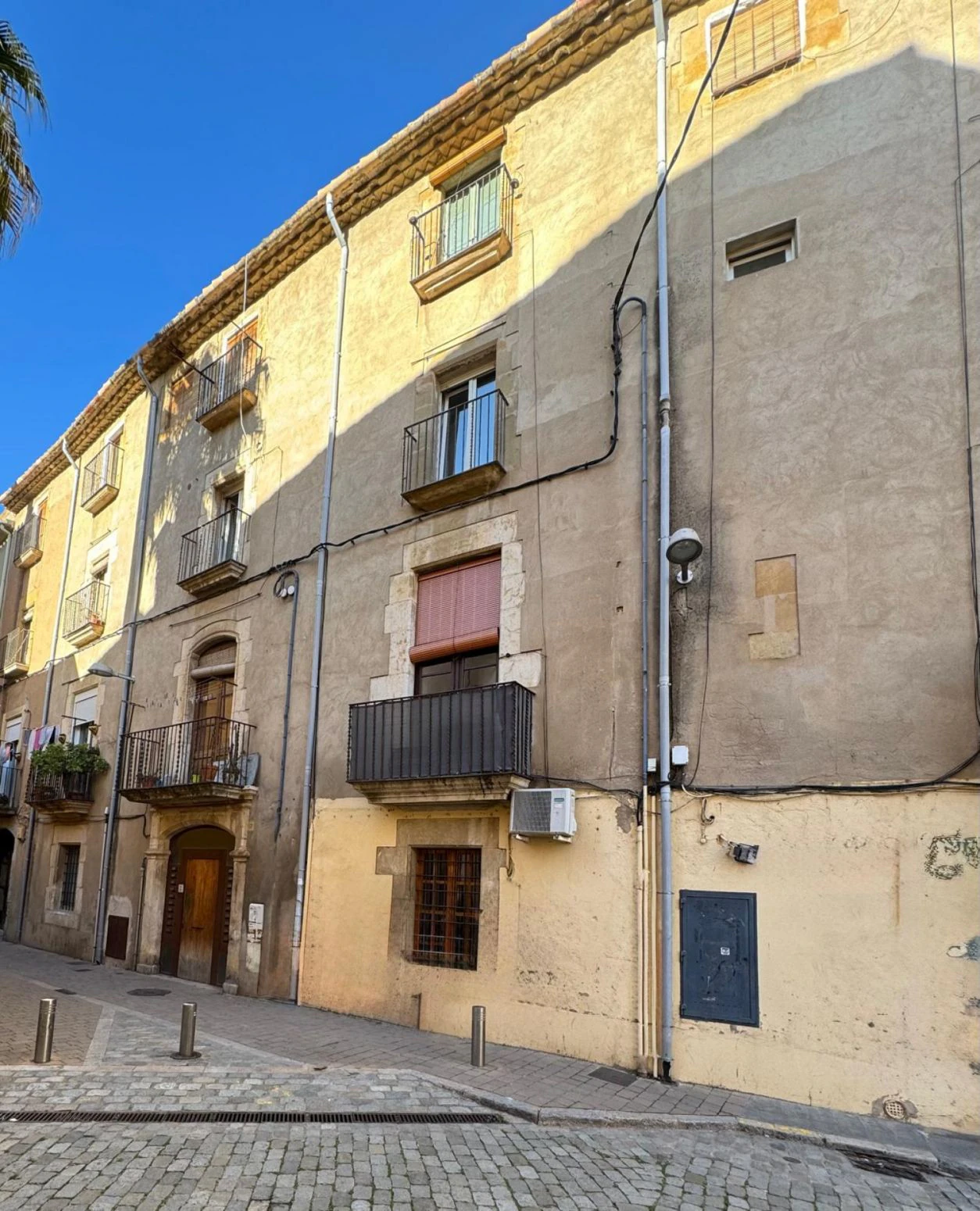Apartamento reformado, único y con carácter, en la Bisbal