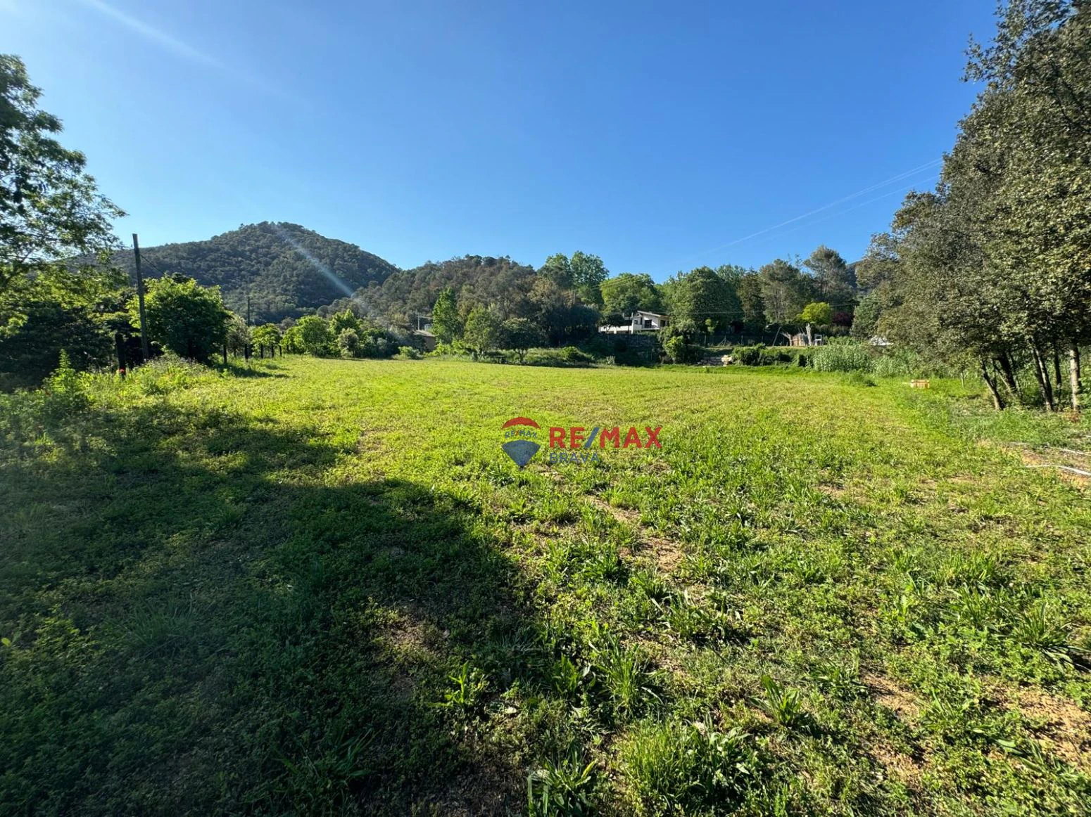 Finca en venta a Llora en Girona , en el pueblo de Sant Mart