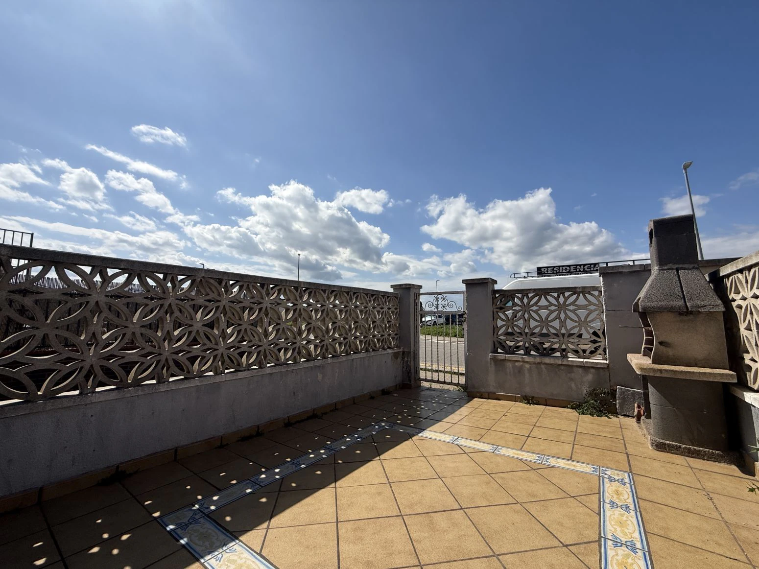 Casa adosada de 2 plantas en Empuriabrava, para reformar