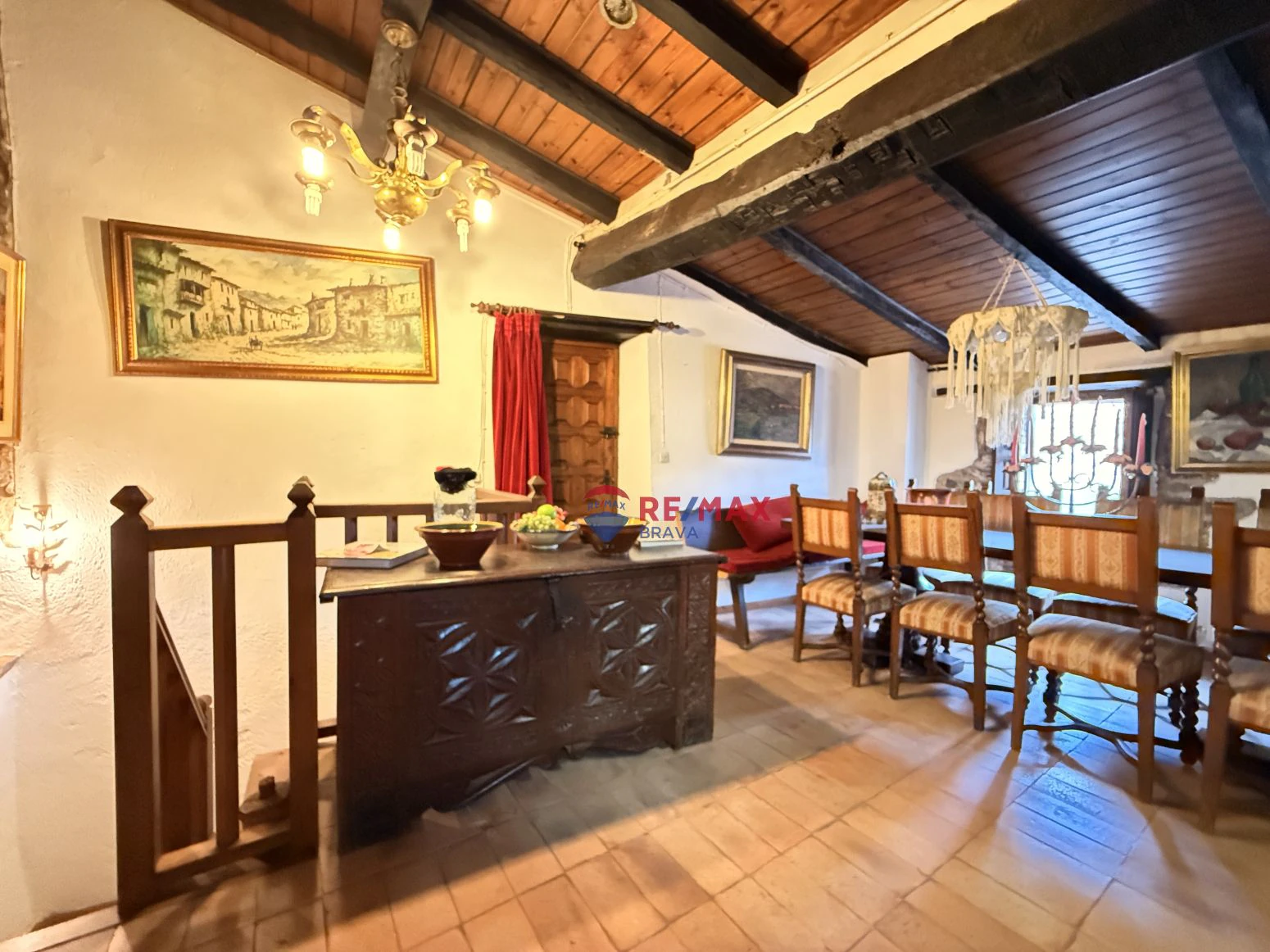 Casa de piedra de 3 habitaciones en Rupit i Pruit