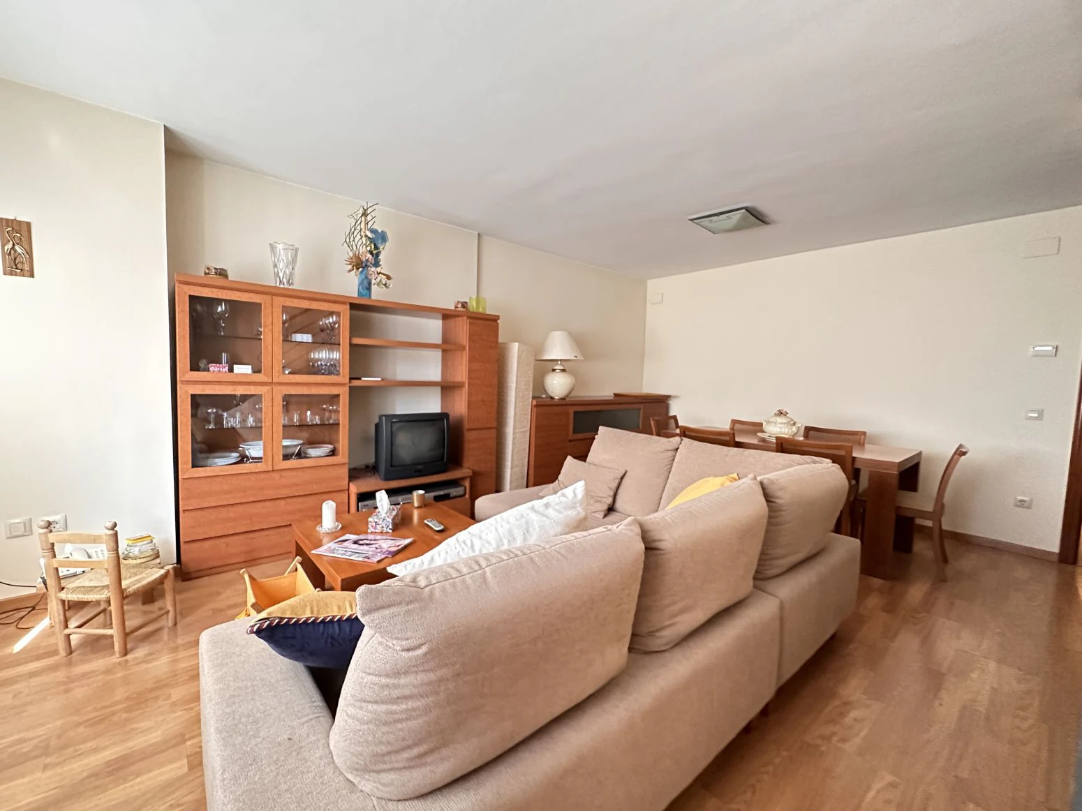 Grandioso piso de 4 habitaciones cerca del centro de Figuere