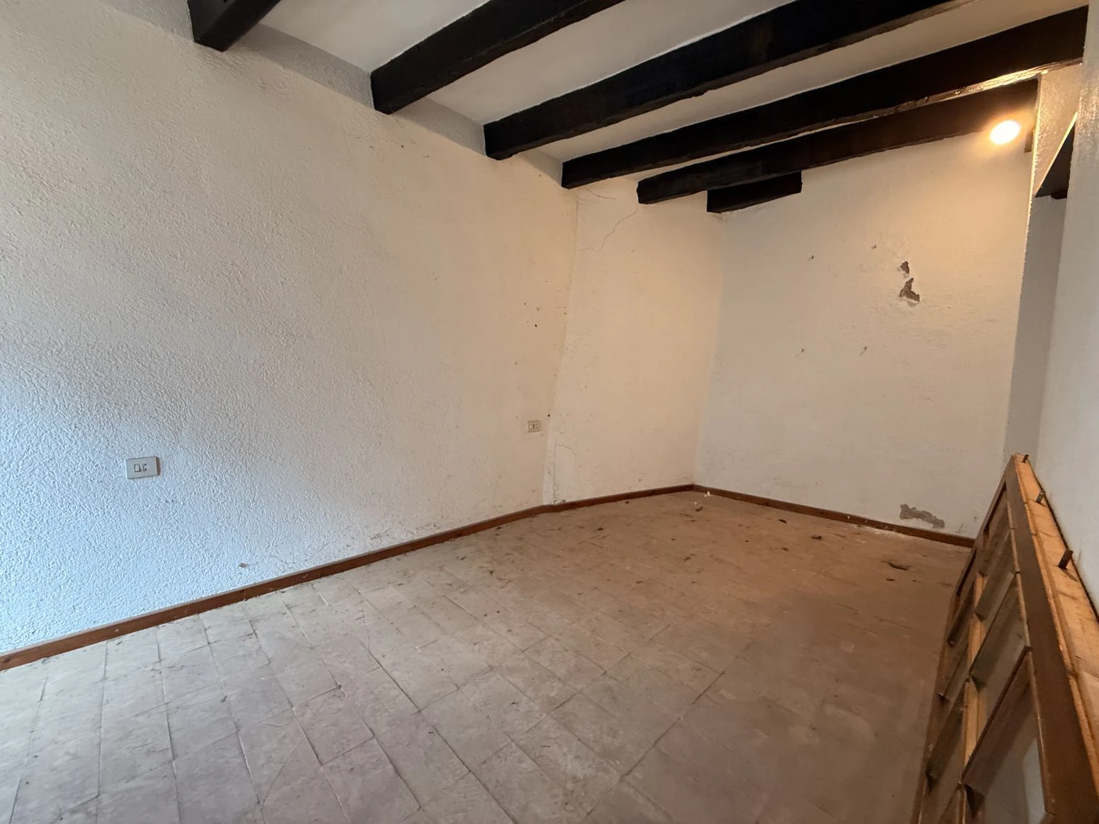 Bonita casa a terminar de 3 habitaciones en Rupit