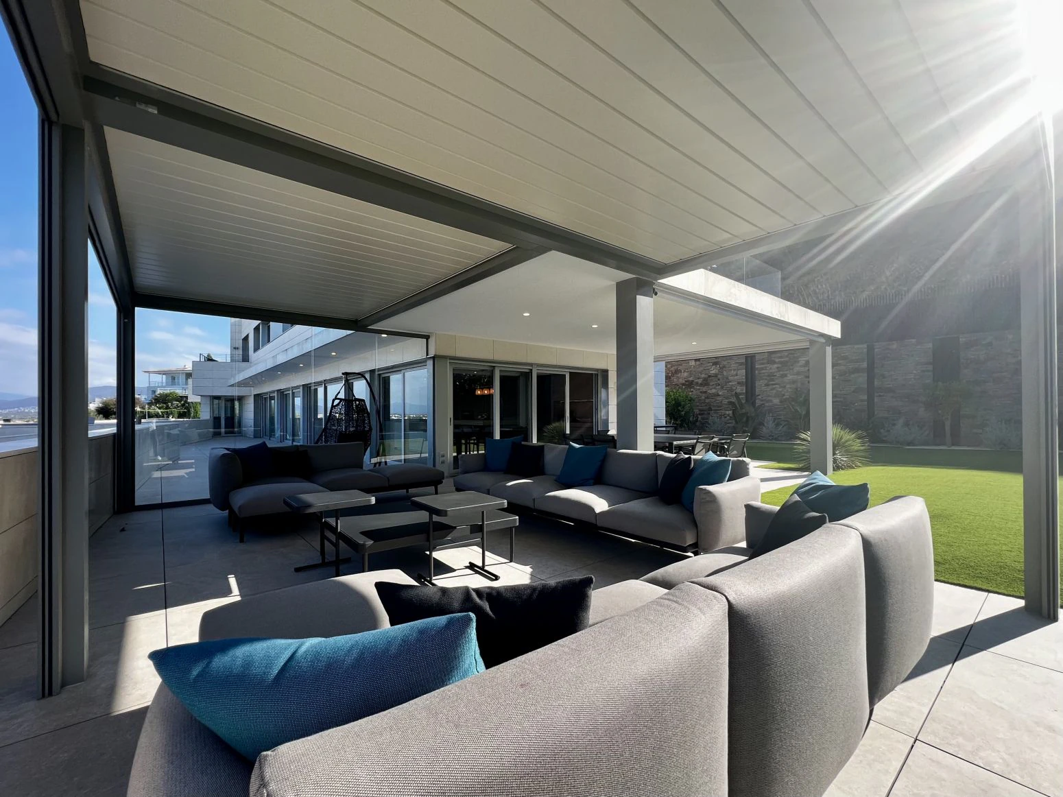 Villa de Lujo con Vistas Espectaculares al Puerto de Roses |