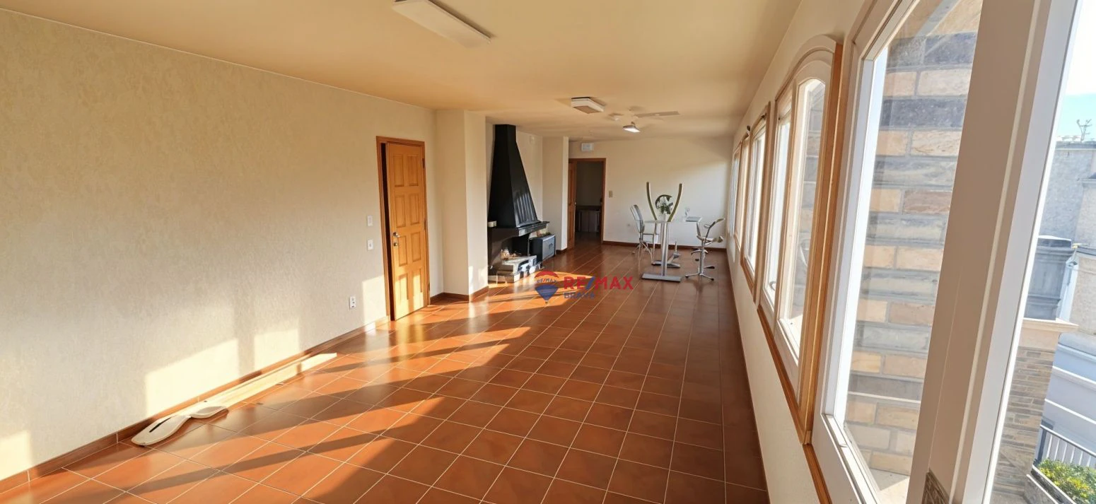 Una casa, mil posibilidades: espacio, luz y versatilidad a 1