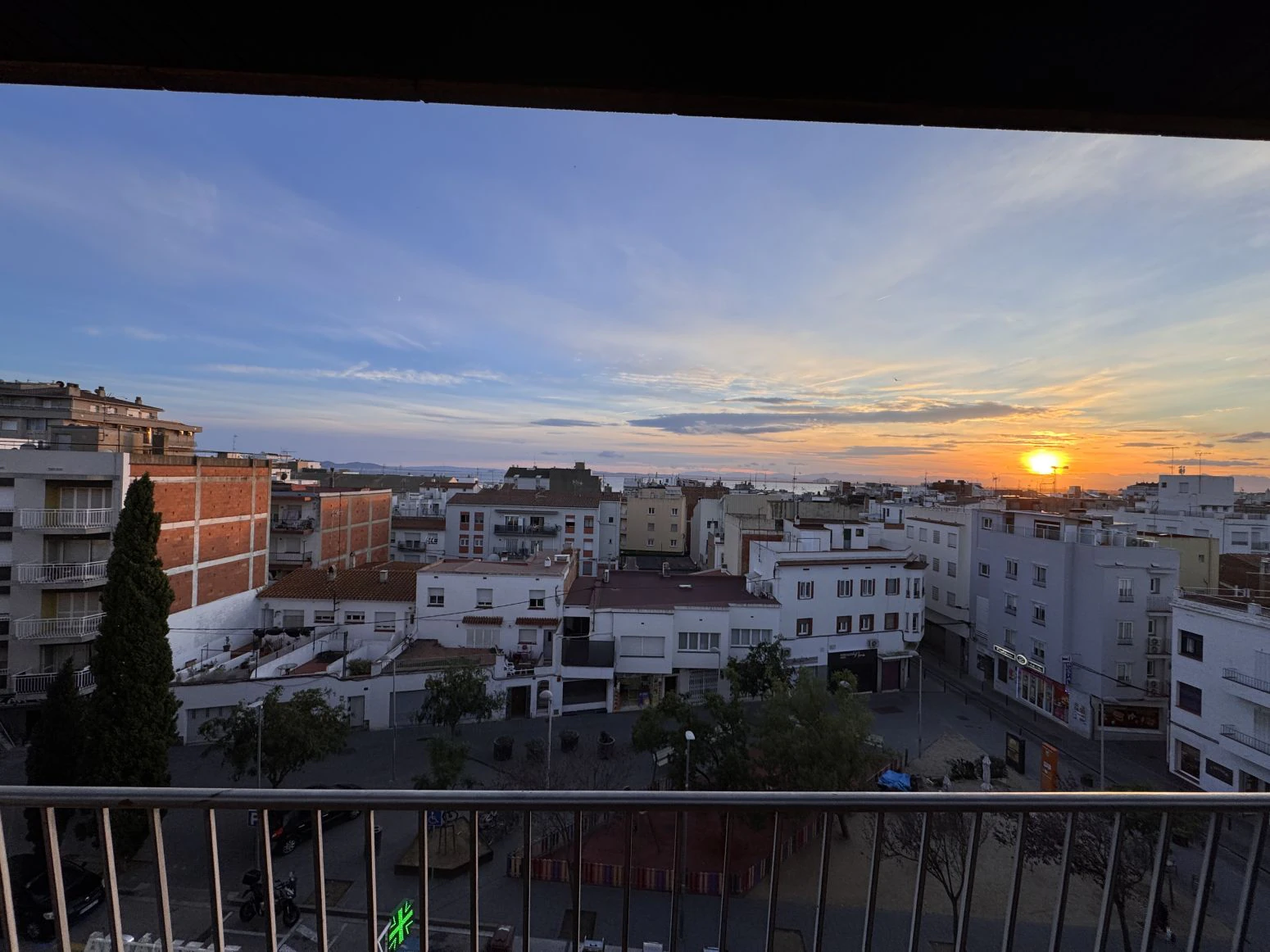 Apartamento con vistas a solo 200 metros de la playa, en el