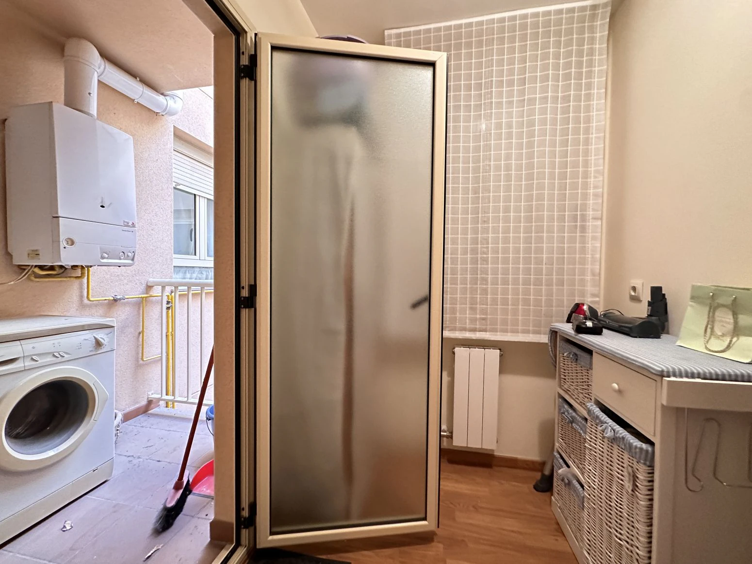Grandioso piso de 4 habitaciones cerca del centro de Figuere