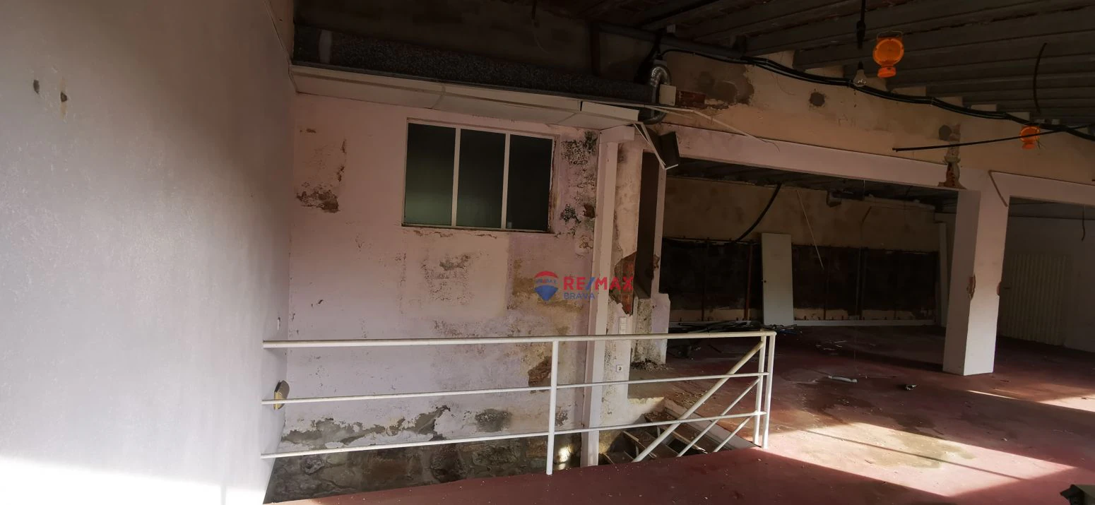 Edificio en venta a Girona en Sant Hilary Sacalm