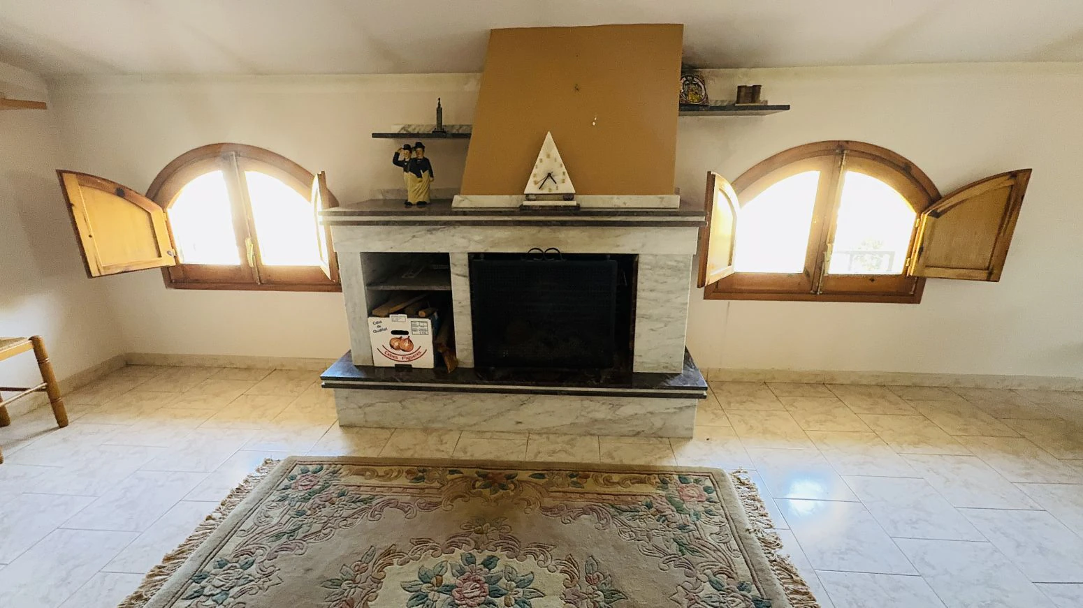 Casa pareada en venta en Amer ( Girona) ? Amplia, con jardí