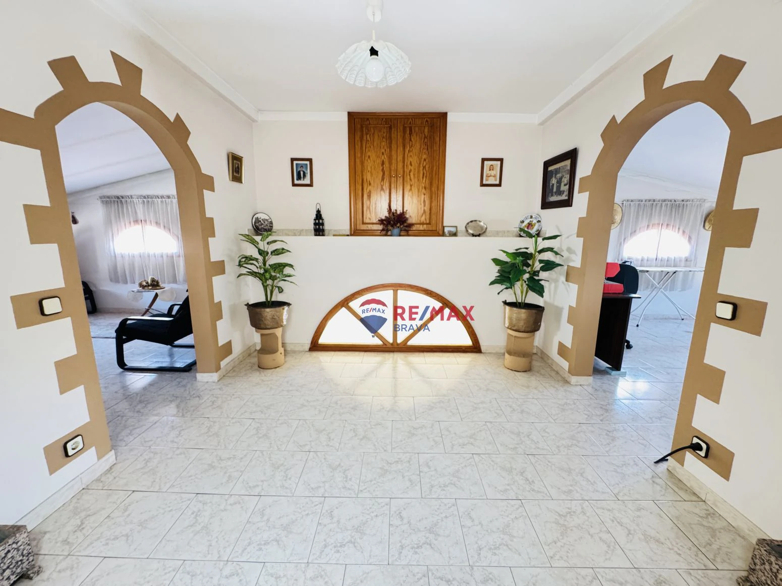 Casa pareada en venta en Amer ( Girona) ? Amplia, con jardí