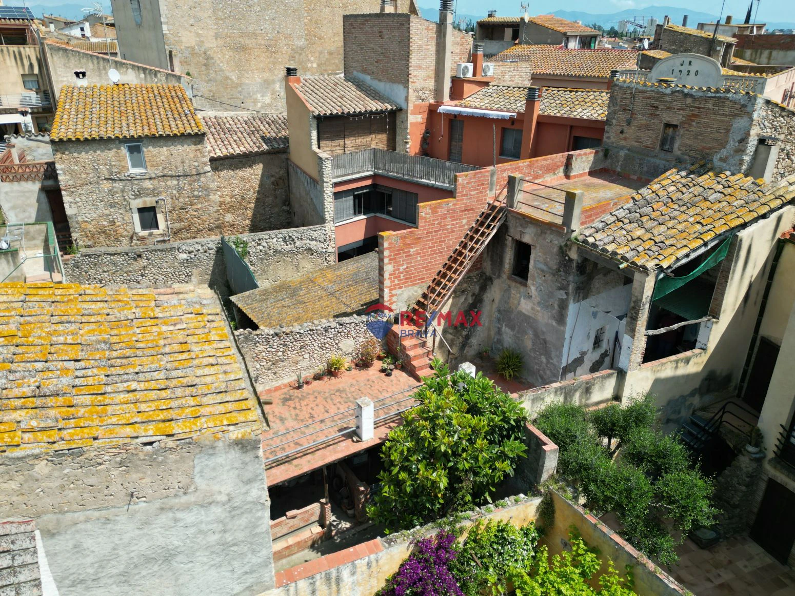 Casa de pueblo en L´Armentera de mas de 192 m2 construidos