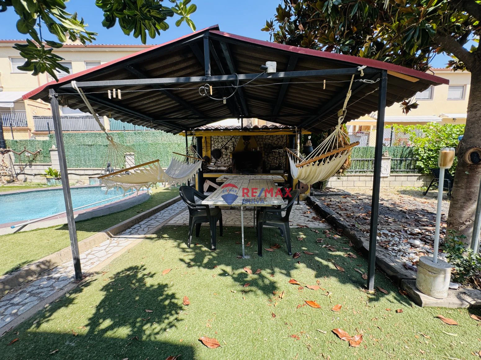 Casa pareada en venta en Amer ( Girona) ? Amplia, con jardí