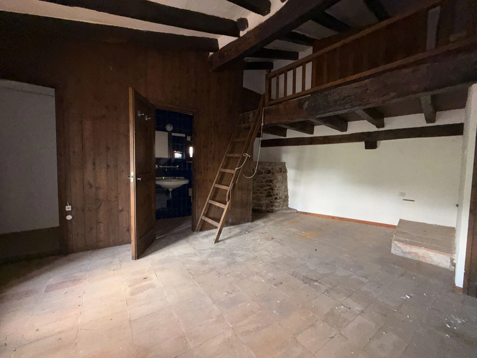 Bonita casa a terminar de 3 habitaciones en Rupit