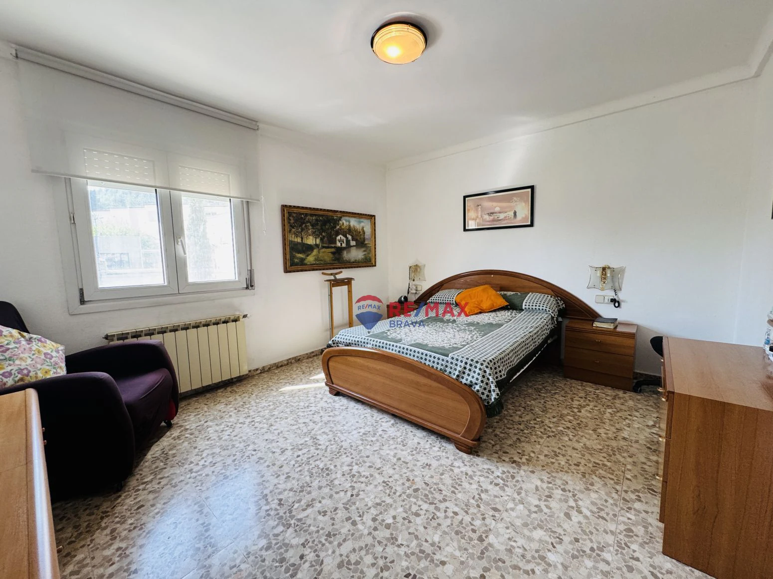 Casa pareada en venta en Amer ( Girona) ? Amplia, con jardí