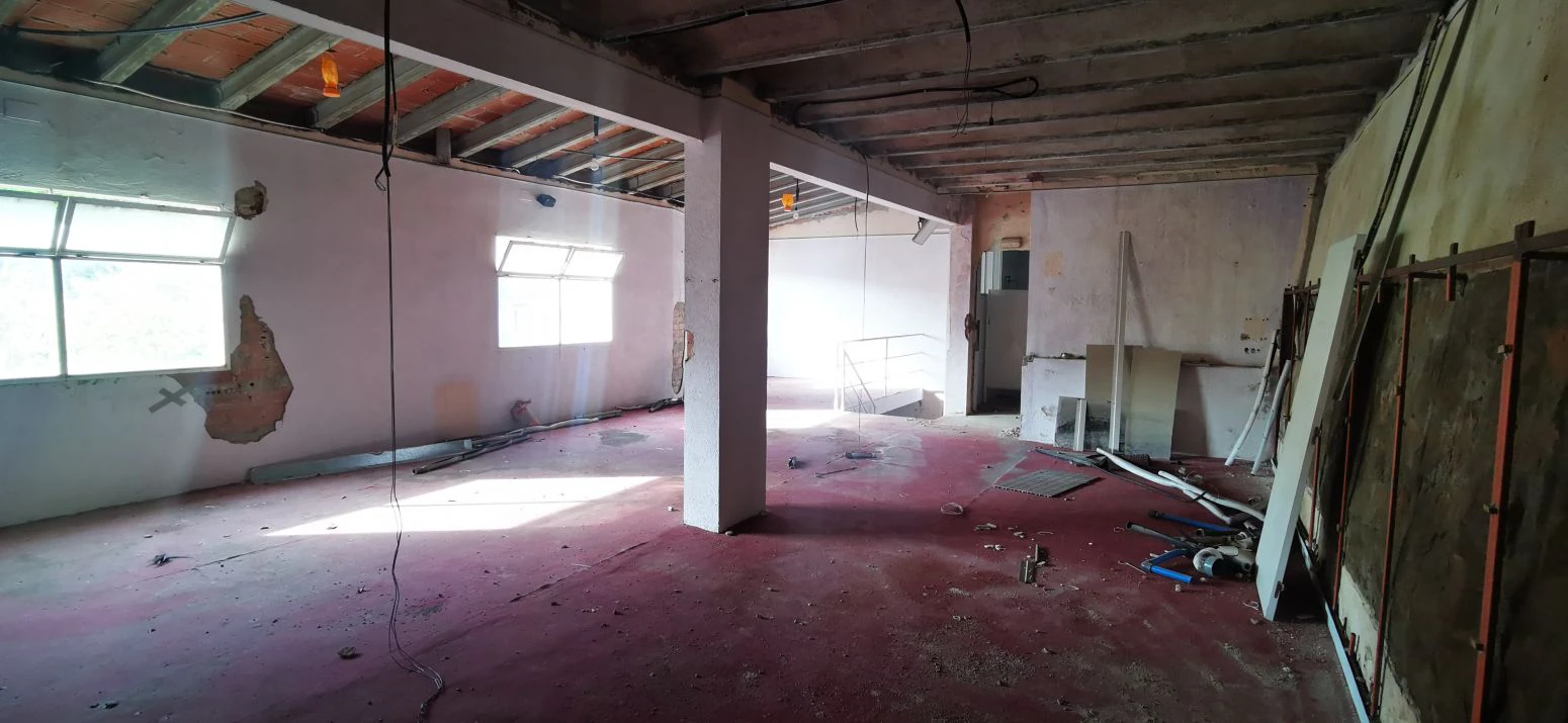 Edificio en venta a Girona en Sant Hilary Sacalm