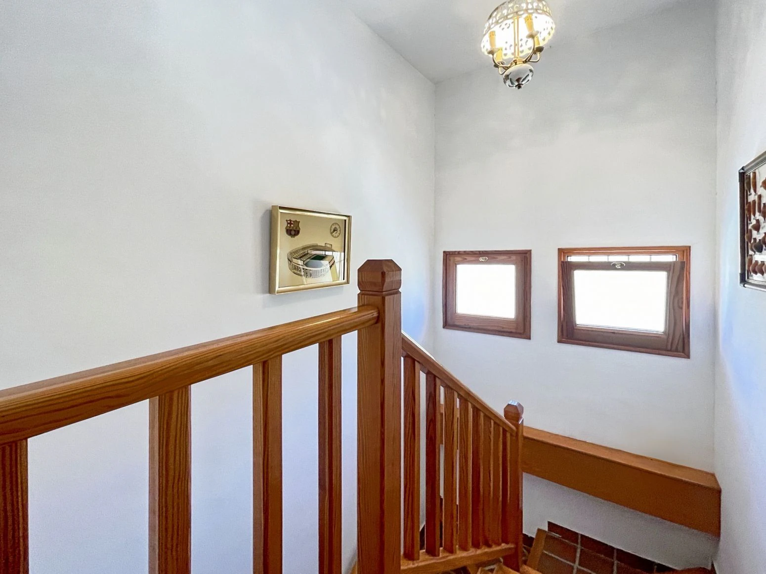 Villa de 4 habitaciones, ubicada en urbanización tranquila