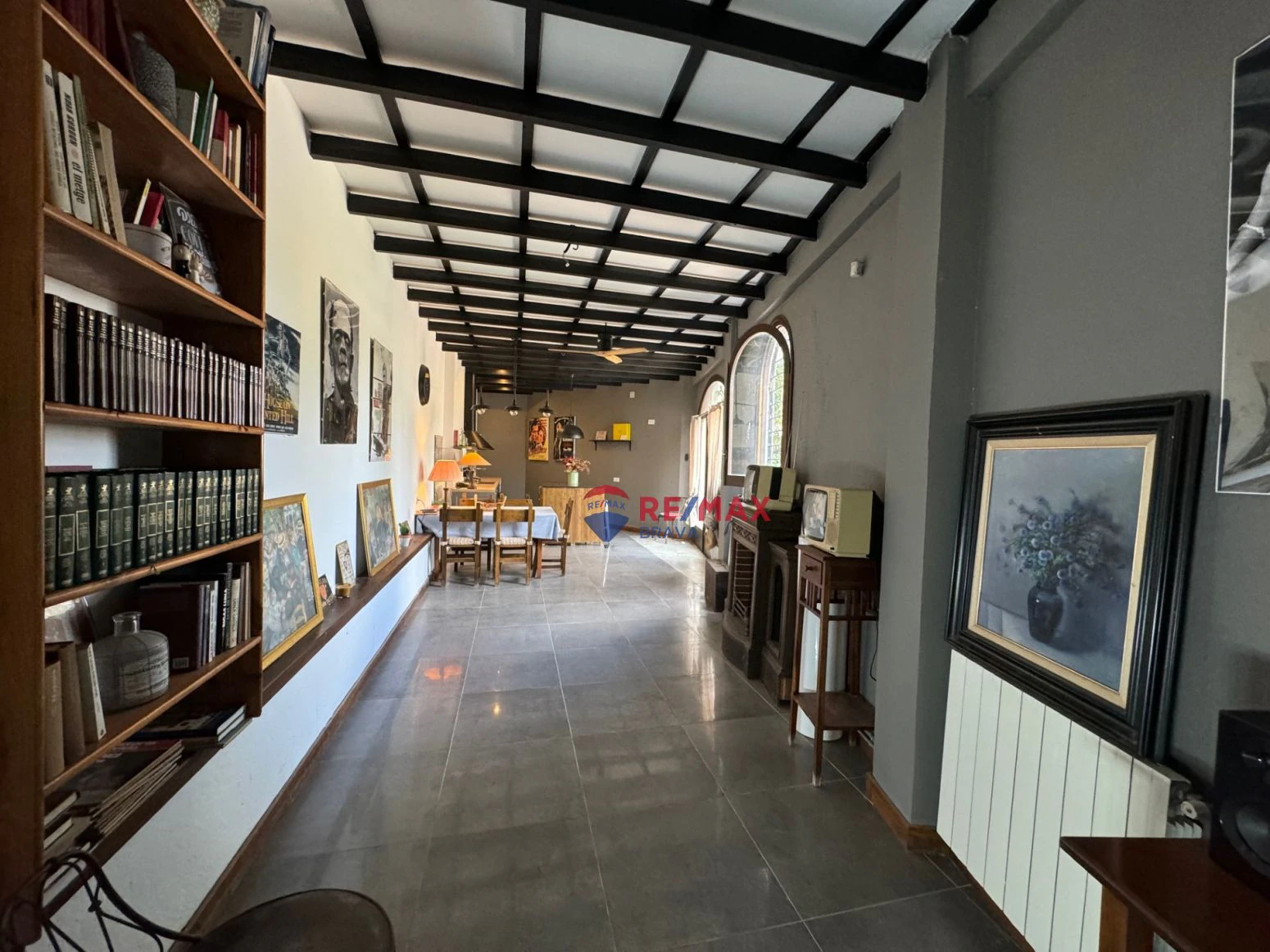 Inversionistas, Tarragona. Restaurant, vivienda, Bodega de