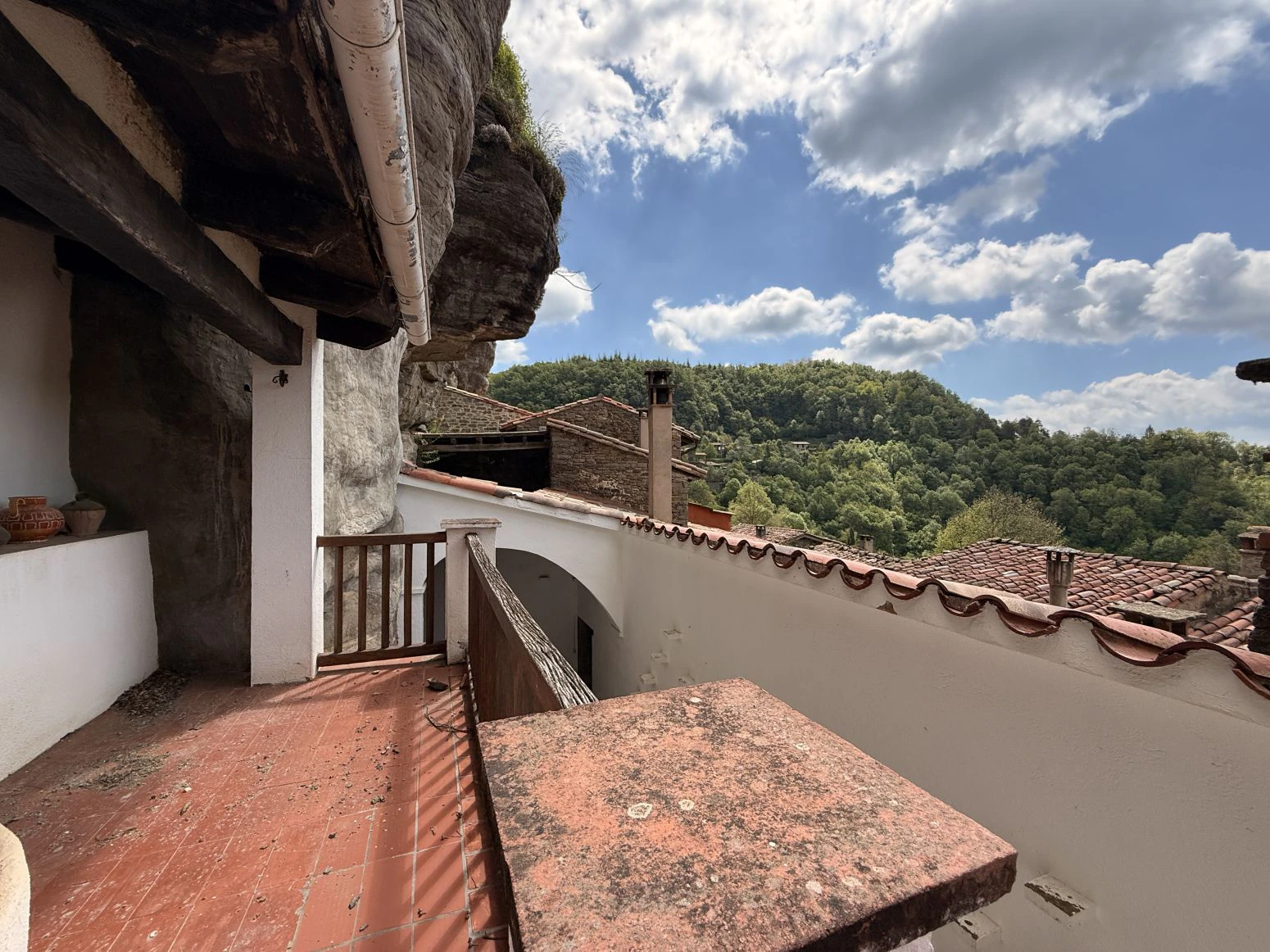 Casa de piedra de 3 habitaciones en Rupit i Pruit