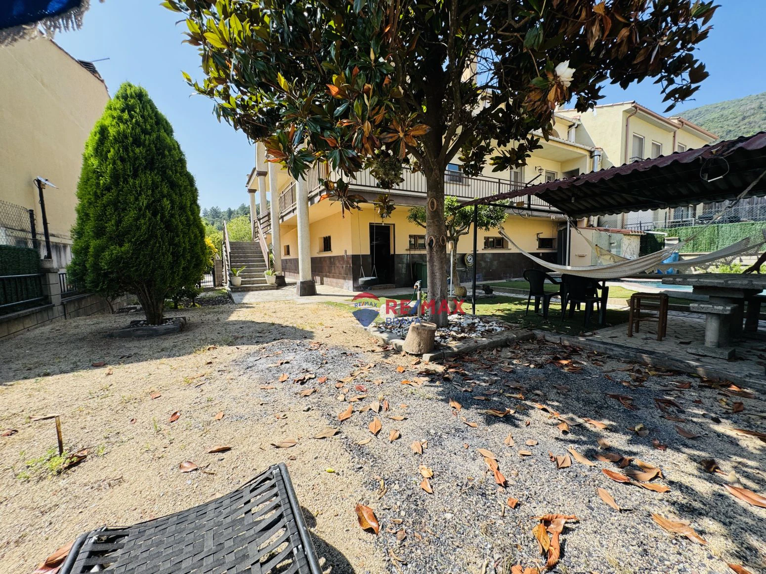 Casa pareada en venta en Amer ( Girona) ? Amplia, con jardí