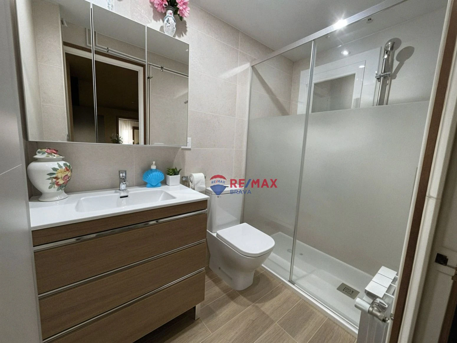 Villa for Sale in Girona