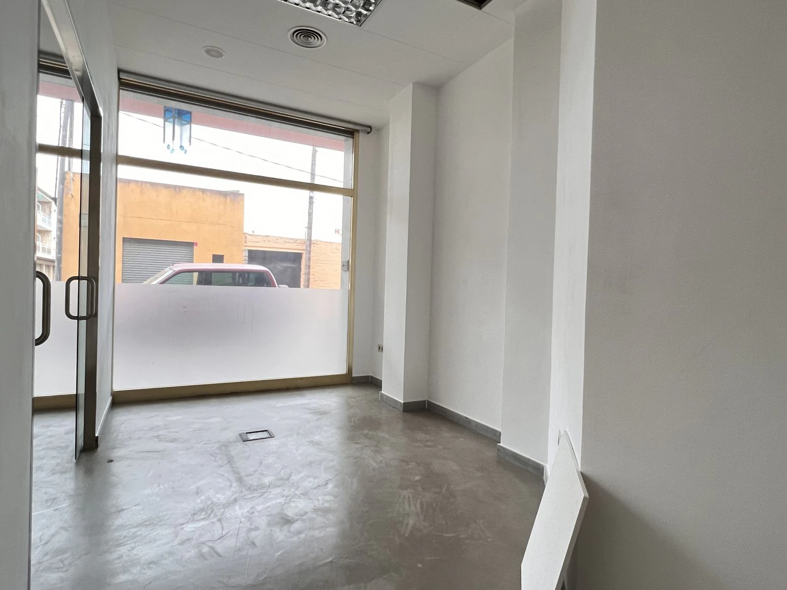 Local de 200 m2, en La Bisbal d´Emporda