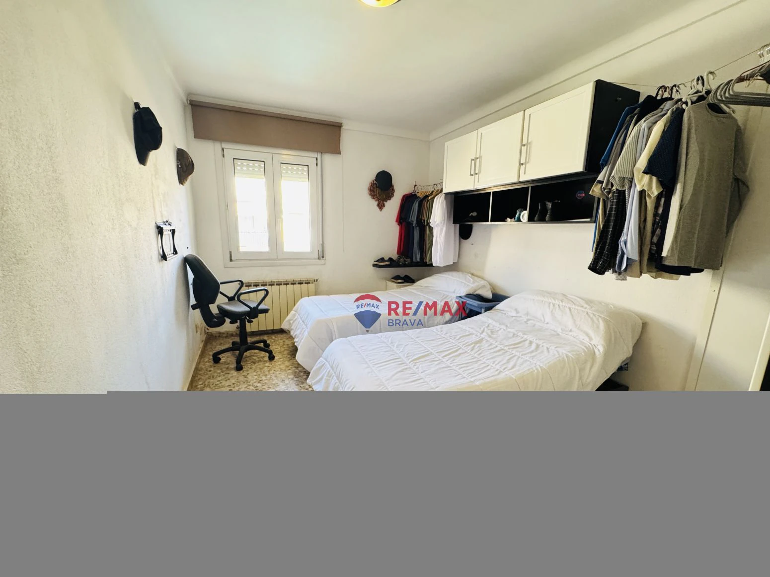 Casa pareada en venta en Amer ( Girona) ? Amplia, con jardí
