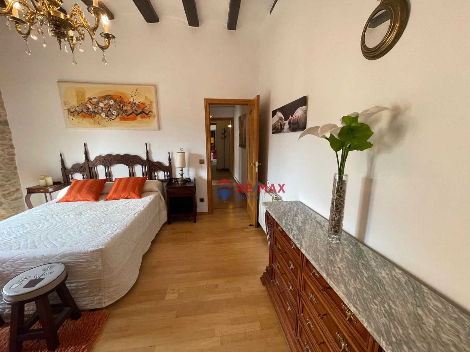 Apartamento reformado, único y con carácter, en la Bisbal