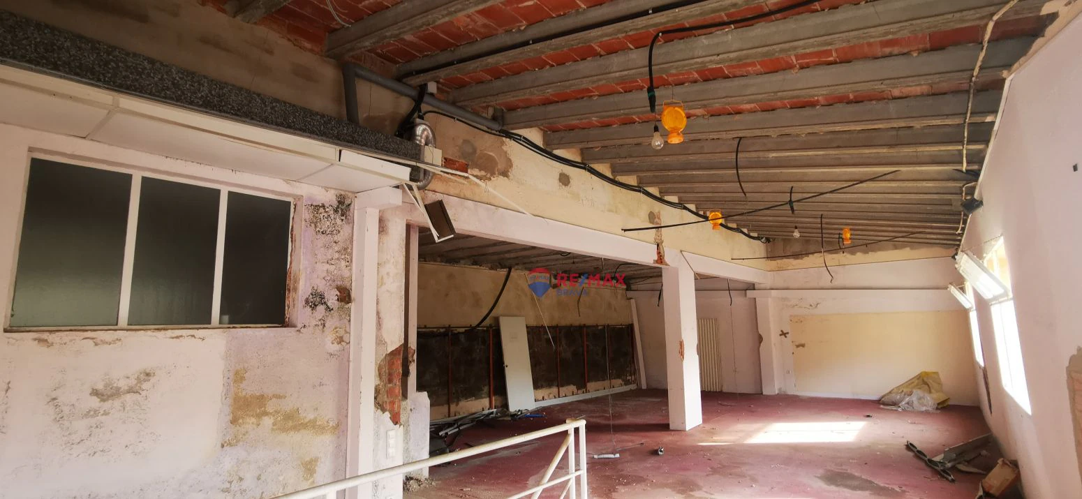 Edificio en venta a Girona en Sant Hilary Sacalm