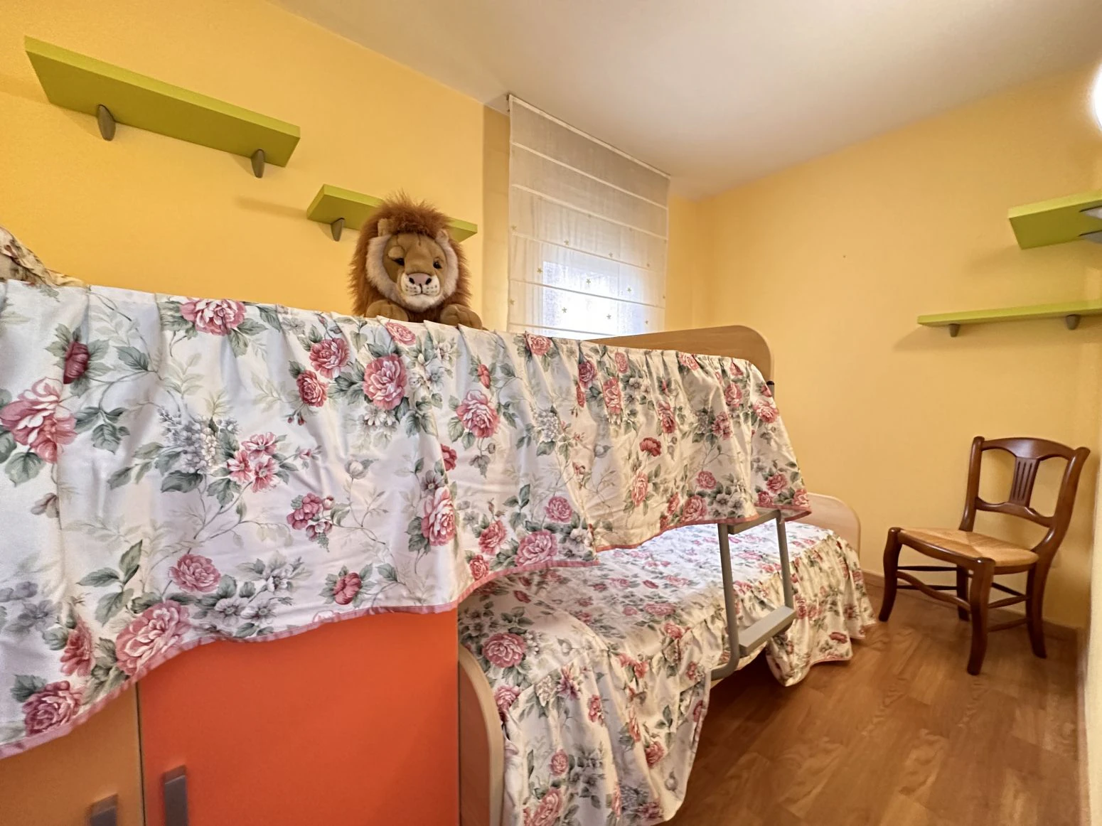 Grandioso piso de 4 habitaciones cerca del centro de Figuere