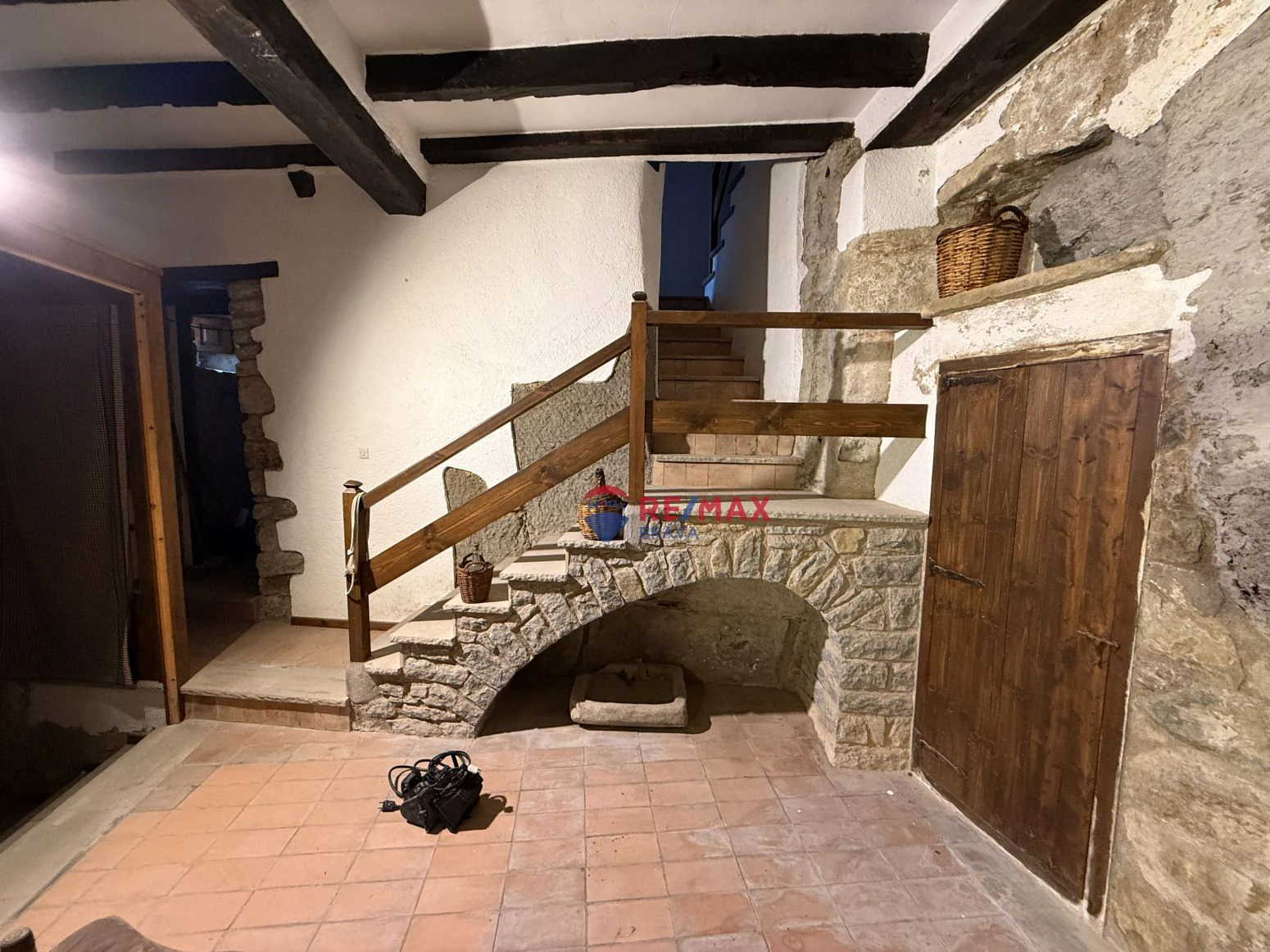 Bonita casa a terminar de 3 habitaciones en Rupit