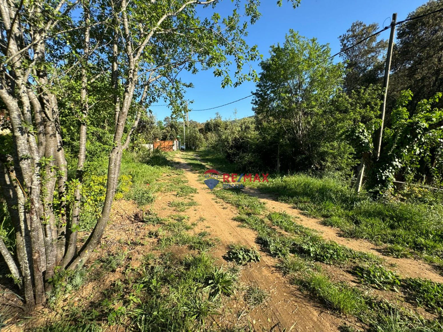 Finca en venta a Llora en Girona , en el pueblo de Sant Mart