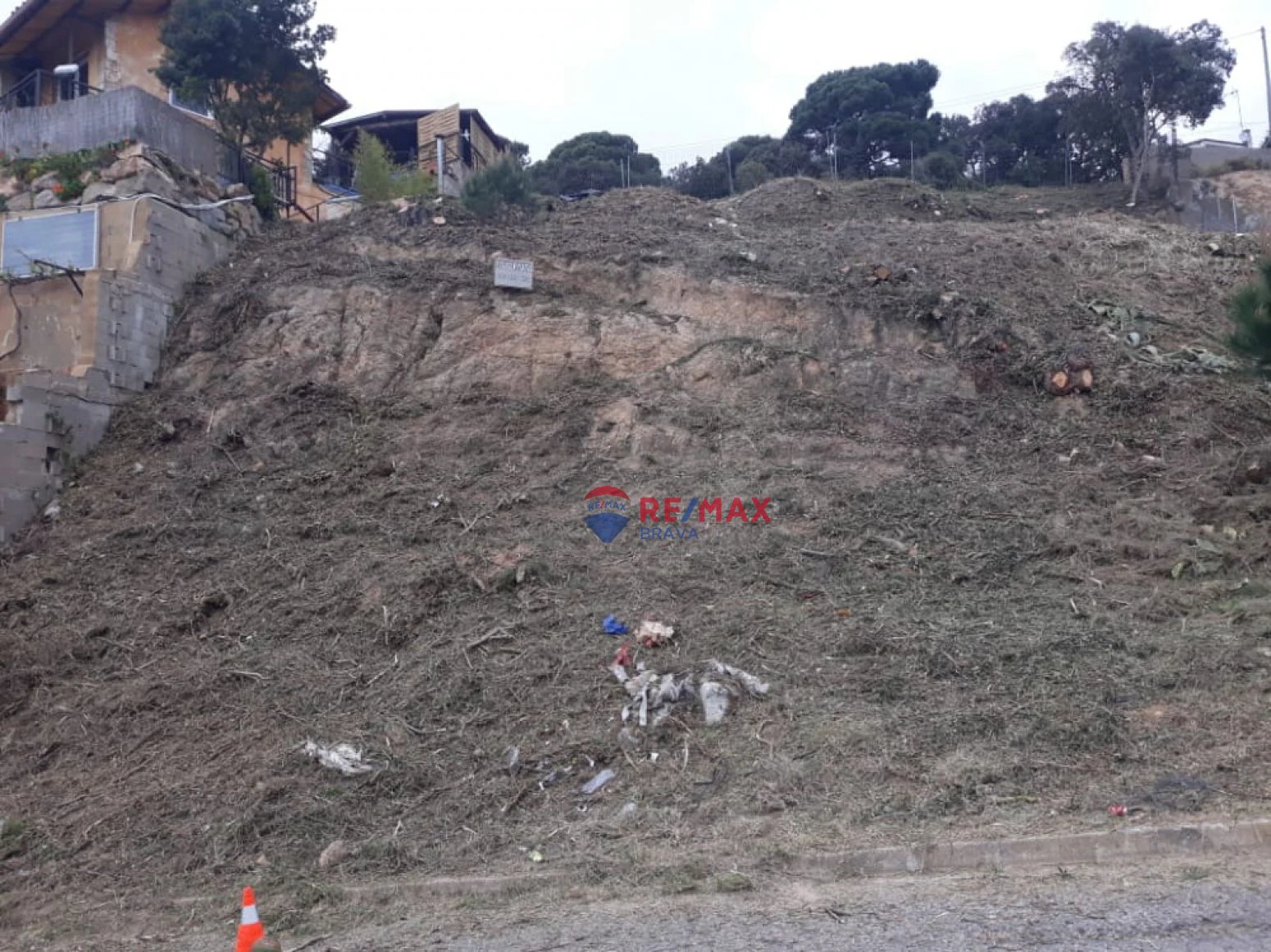Fantástico terreno en venta a Lloret de mar de 640 m2 con v