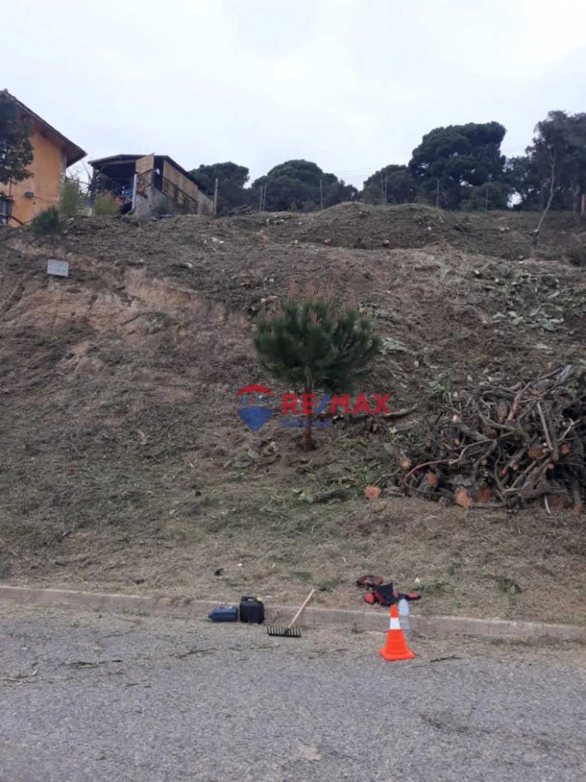 Fantástico terreno en venta a Lloret de mar de 640 m2 con v