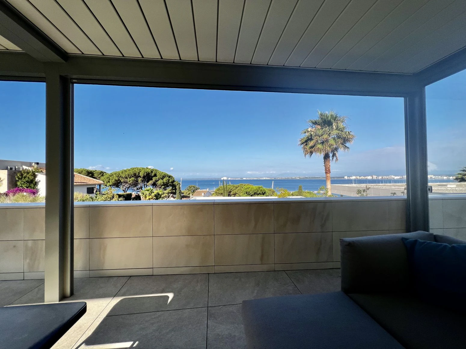 Villa de Lujo con Vistas Espectaculares al Puerto de Roses |