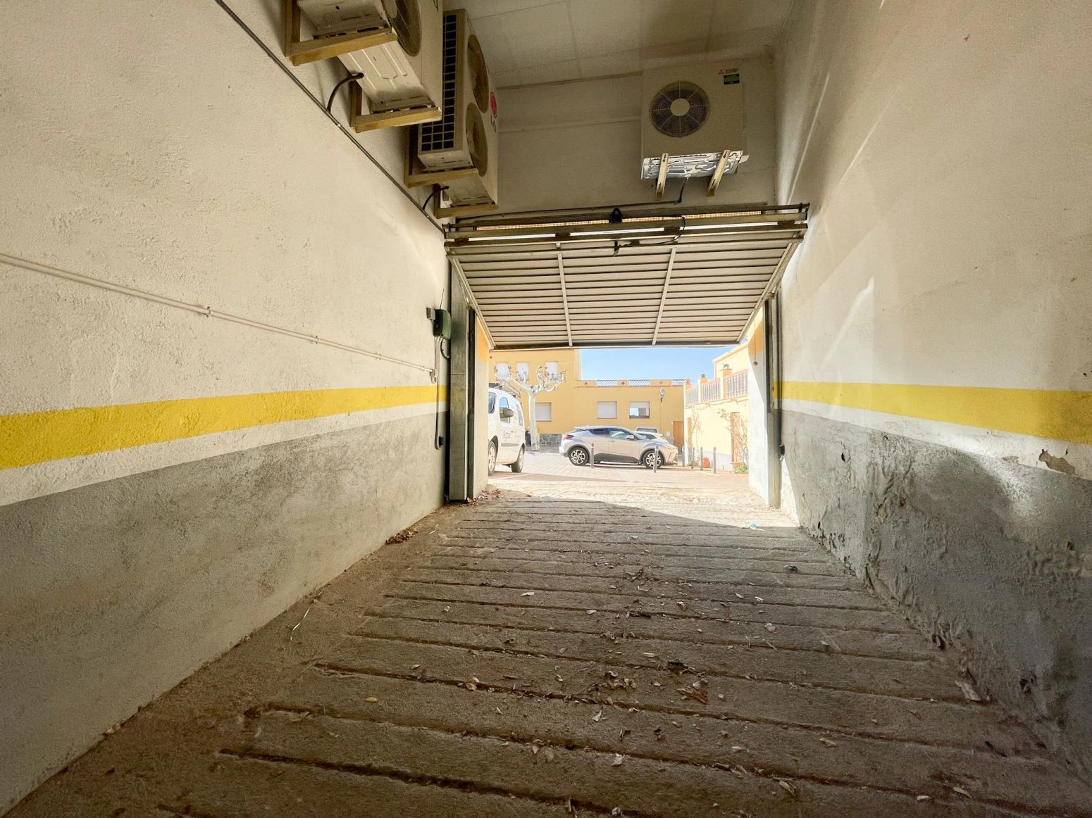 Palau Saverdera, centro: Parking a la venta