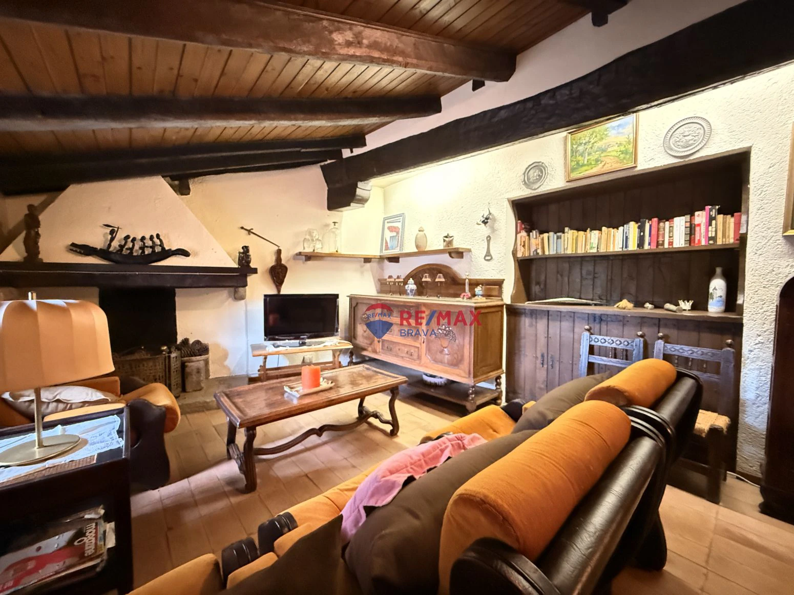 Casa de piedra de 3 habitaciones en Rupit i Pruit