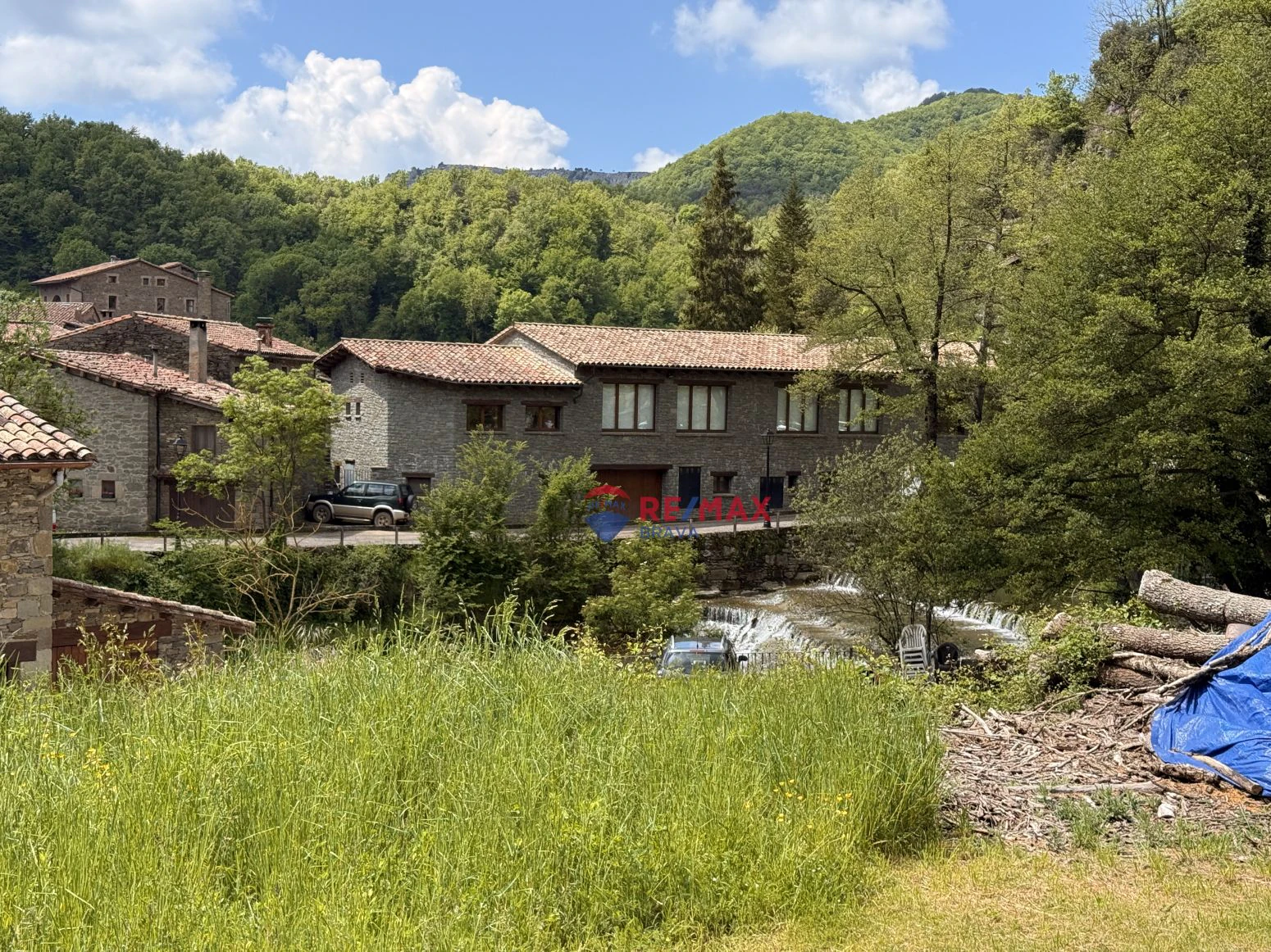 Casa de piedra de 3 habitaciones en Rupit i Pruit