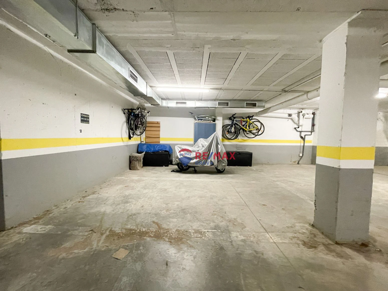 Palau Saverdera, centro: Parking a la venta