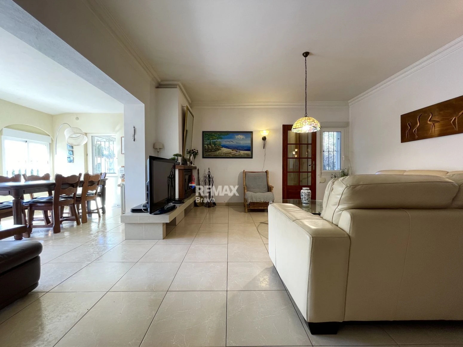 Villa de planta baja con piscina privada y gran rentabilidad en Roses