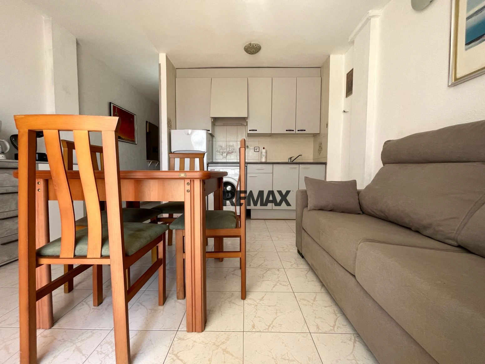 Apartamento con terraza y ascensor a pocos minutos de la playa en Santa Margarita – Roses