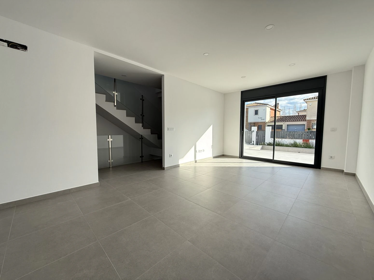 Casa con piscina en Empuriabrava de 175 m2